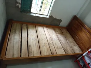 ৪ ফিটের খাট