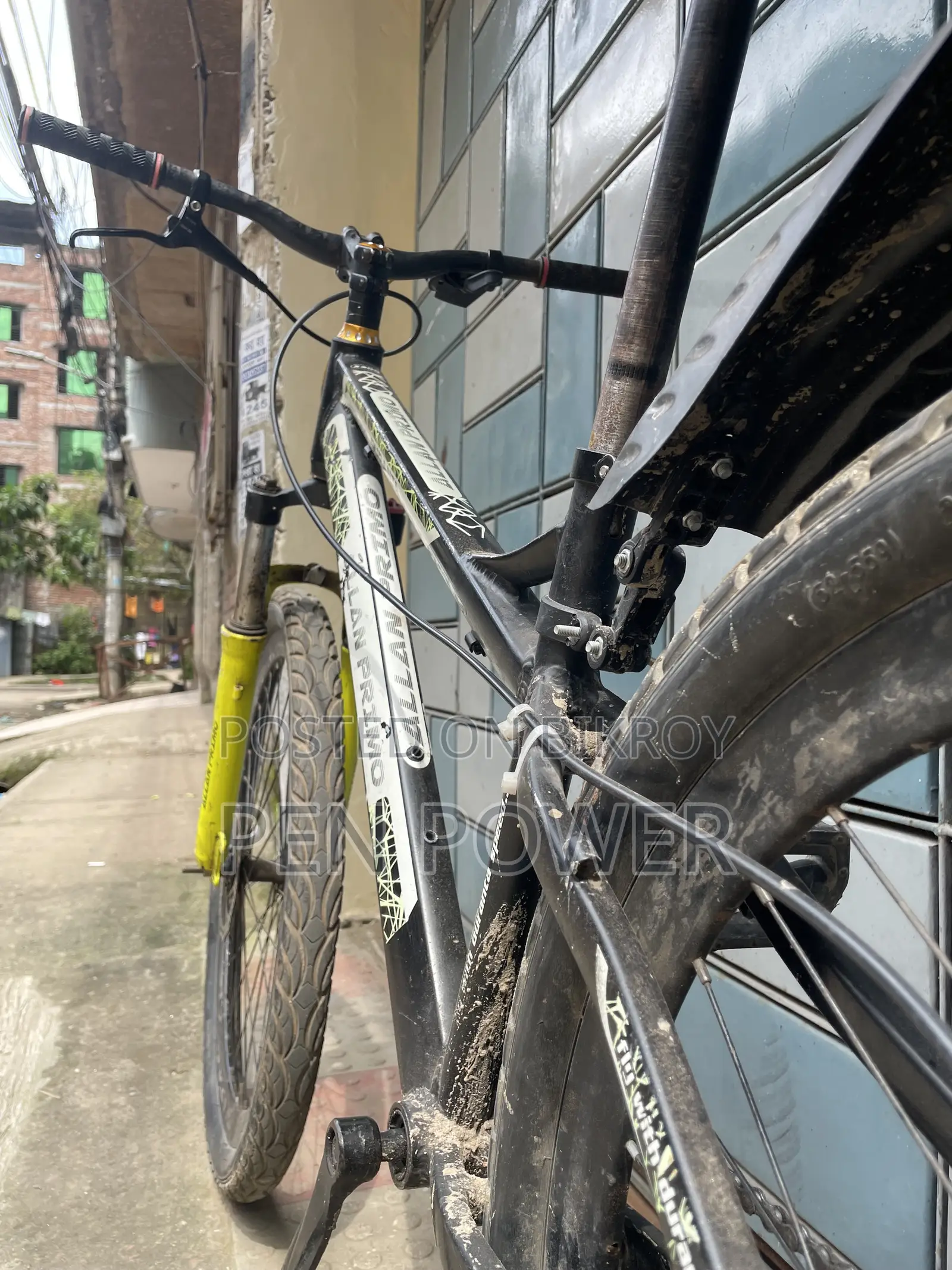 ডার্ট ফ্রেম সাইকেল উইথ লাইট ওয়েট