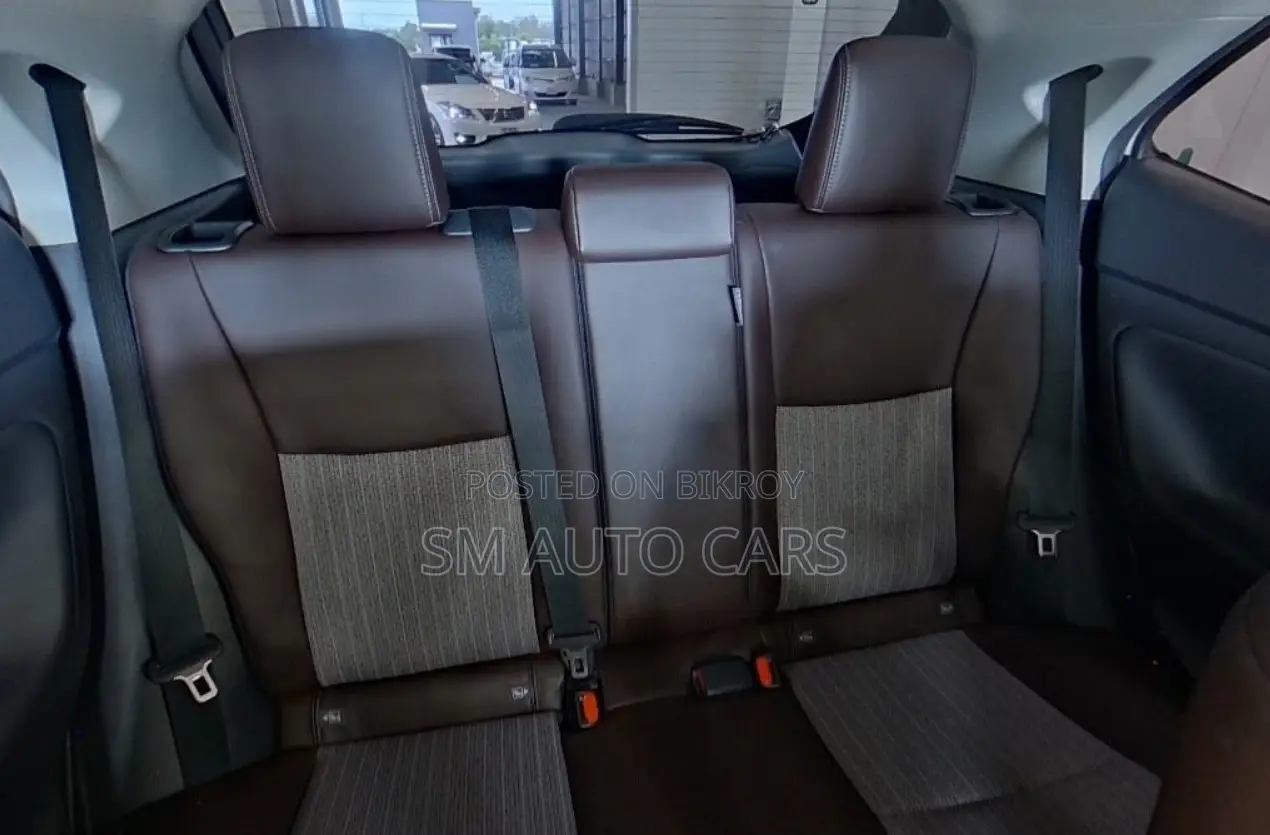 Toyota Yaris Cross 1.5 Hybrid FWD 2021 Pearl