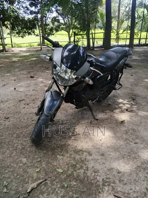 TVS Apache RTR 160 2V 2012 Silver