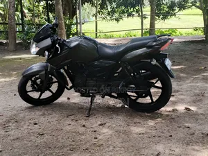 TVS Apache RTR 160 2V 2012 Silver