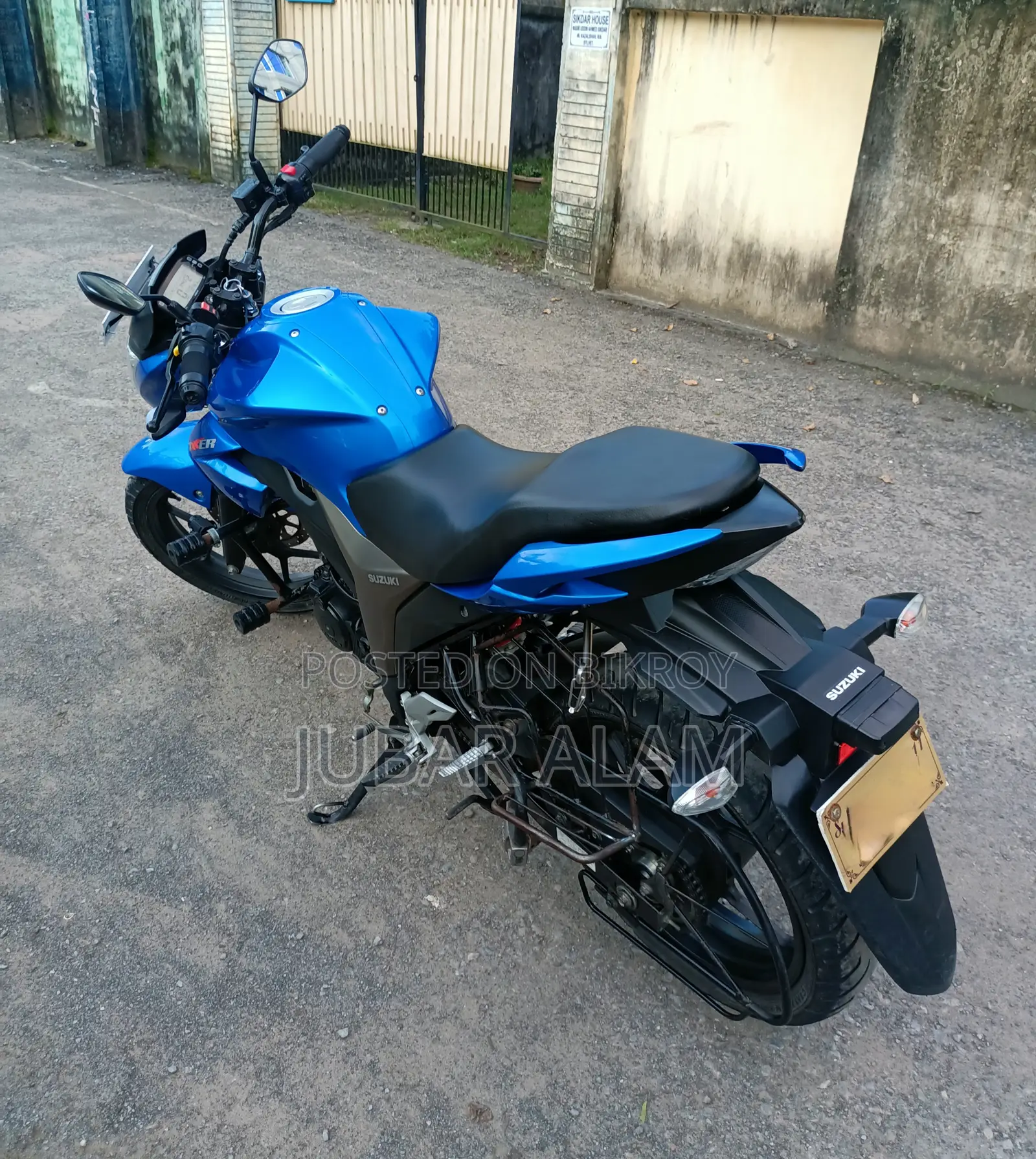 সুজুকি জিক্সার মনোটোন ২০২৩ ব্লু