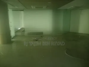 পুরাতন থাই গ্লাস বিক্রয় করা হবে।