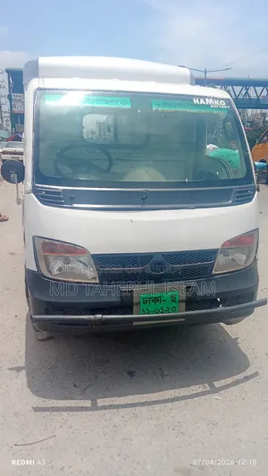 টাটা এসি ২০১৭ হোয়াইট
