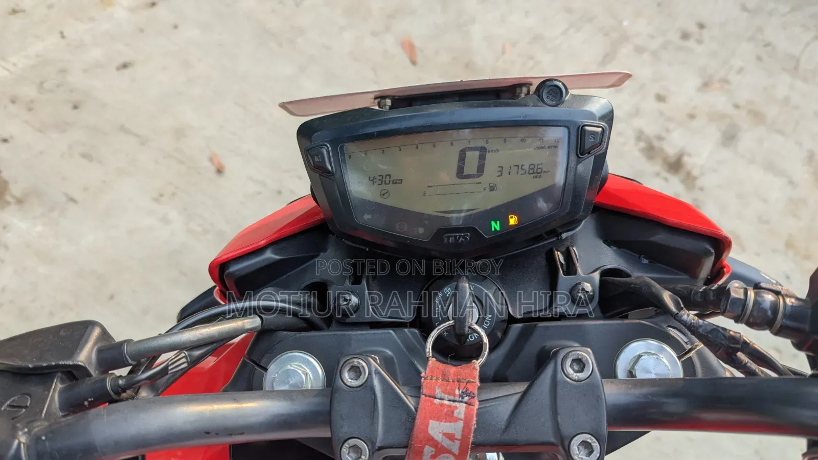 TVS Apache 160 4V 2022 Red