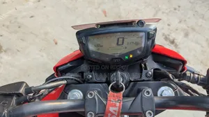 TVS Apache 160 4V 2022 Red