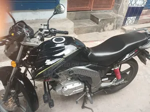 Suzuki GSX 125 2023 Black