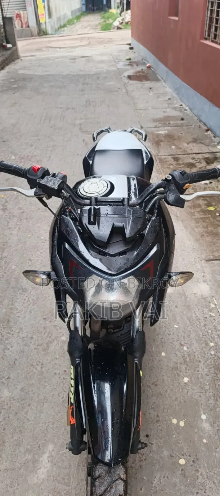 টিভিএস অ্যাপাচি আরটিআর ১৬০ ৪ভি ২০২০ কালো