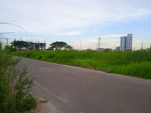 বসুন্ধরা আবাসিক এলাকায় দক্ষিণমুখী ৪ কাঠার প্রিমিয়াম প্লট বিক্রয়
