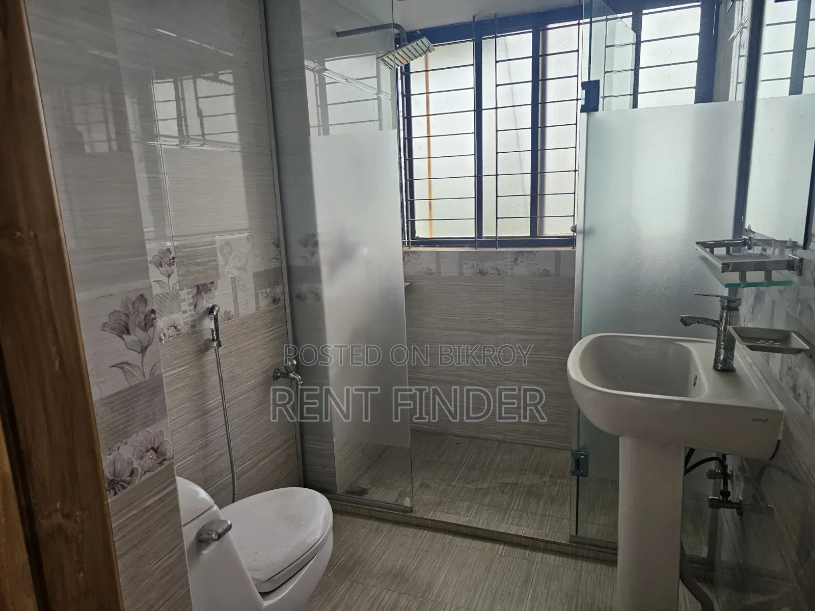 4bdrm Apartment in Gulshan for Rent
