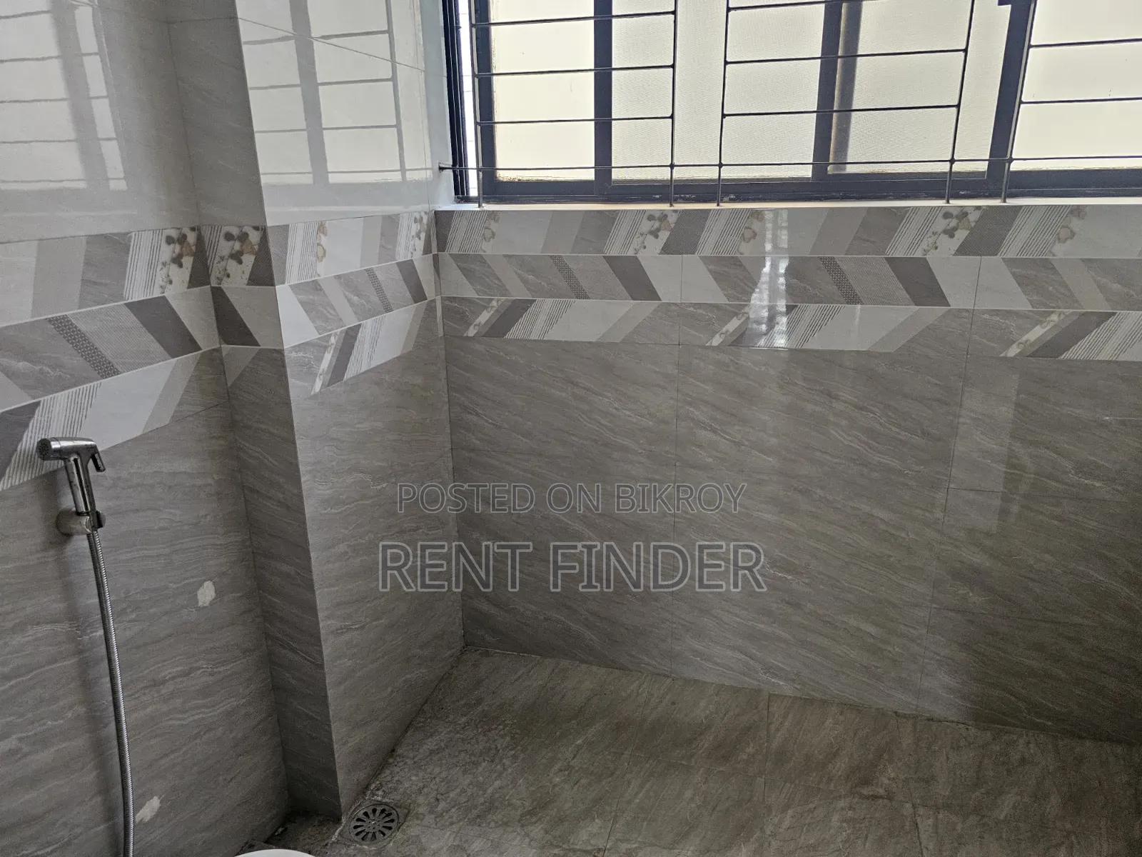 4bdrm Apartment in Gulshan for Rent