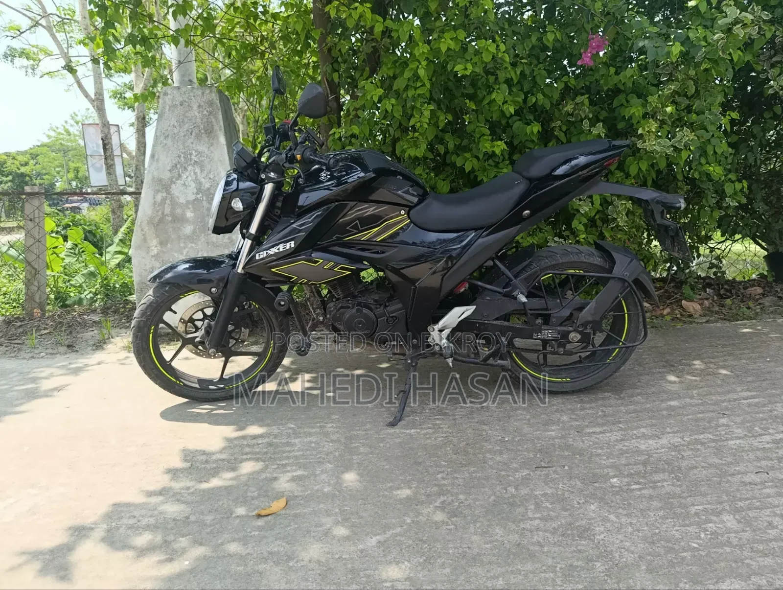 নতুন সুজুকি জিক্সার এসএফ এফআই ২০২৪ কালো