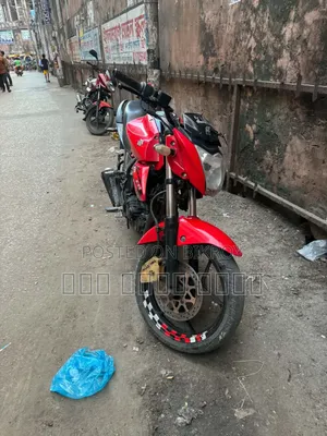 সুজুকি জিক্সার মনোটোন ২০১৮ রেড