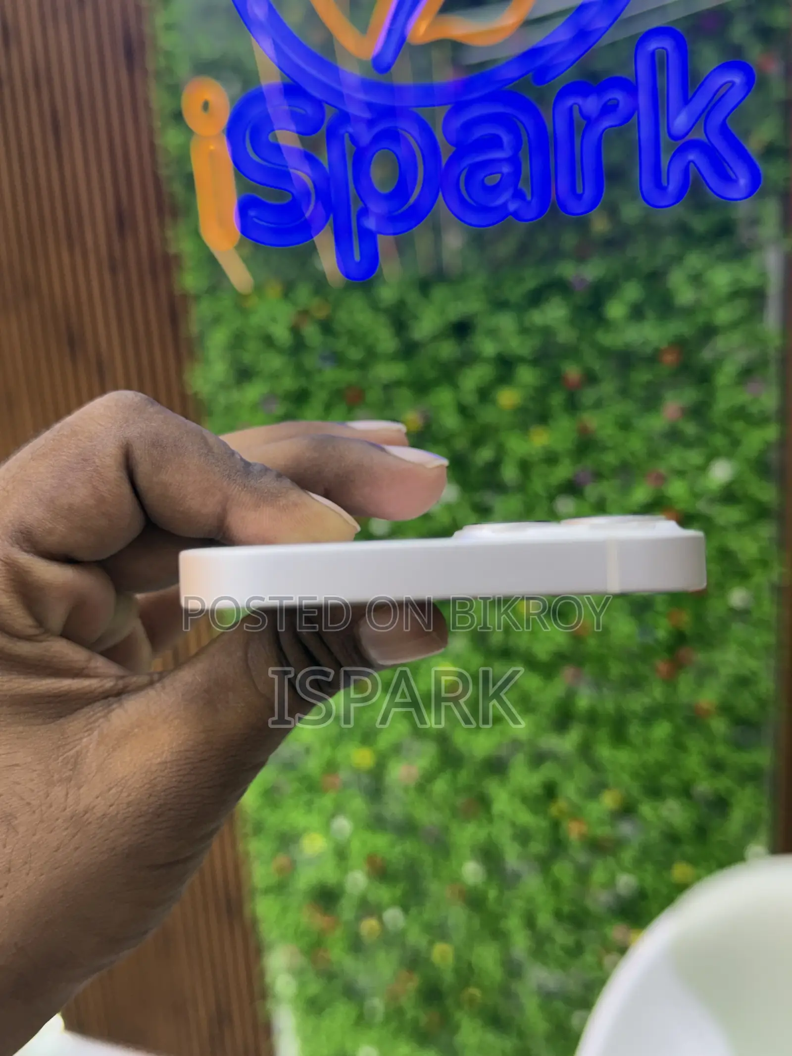 অ্যাপল আইফোন ১৩ ১২৮ জিবি সাদা