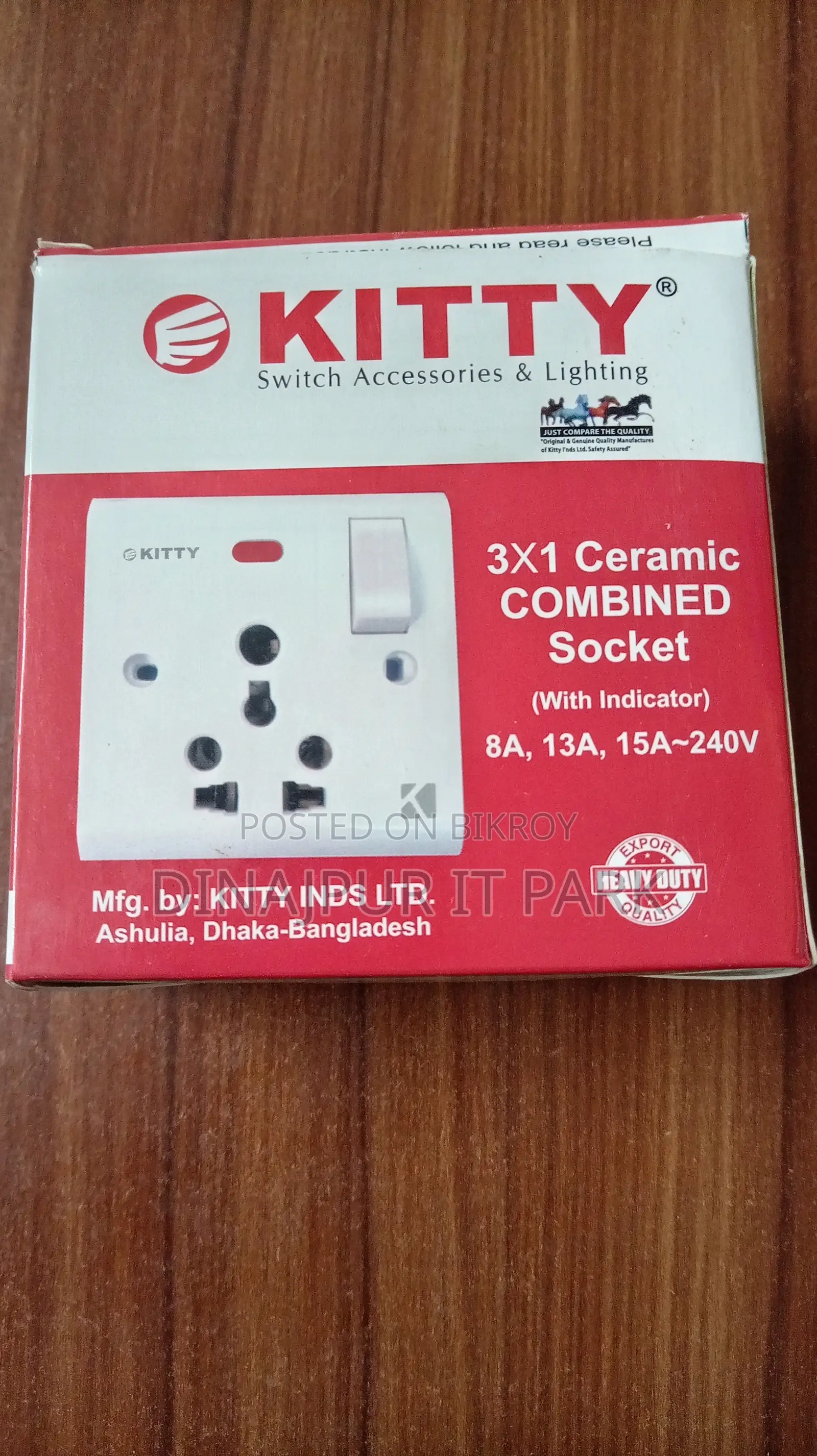 Kitty 3x1 Ceramic Combined Multi-Functional Socket