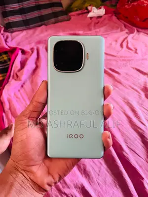 iQOO Z9 256 GB Green