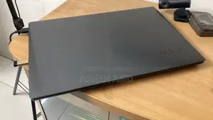 Laptop Lenovo V330 8GB Intel Core i7 HDD+SSD 500GB