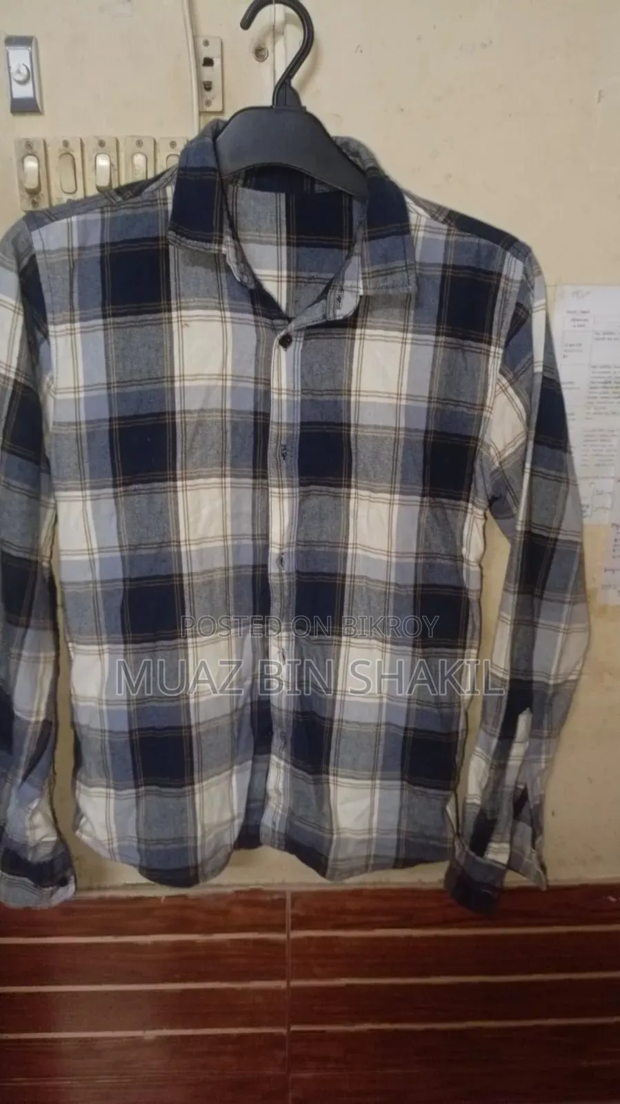 Brand new clothes. Stainless and worn at most 6/7 times.
