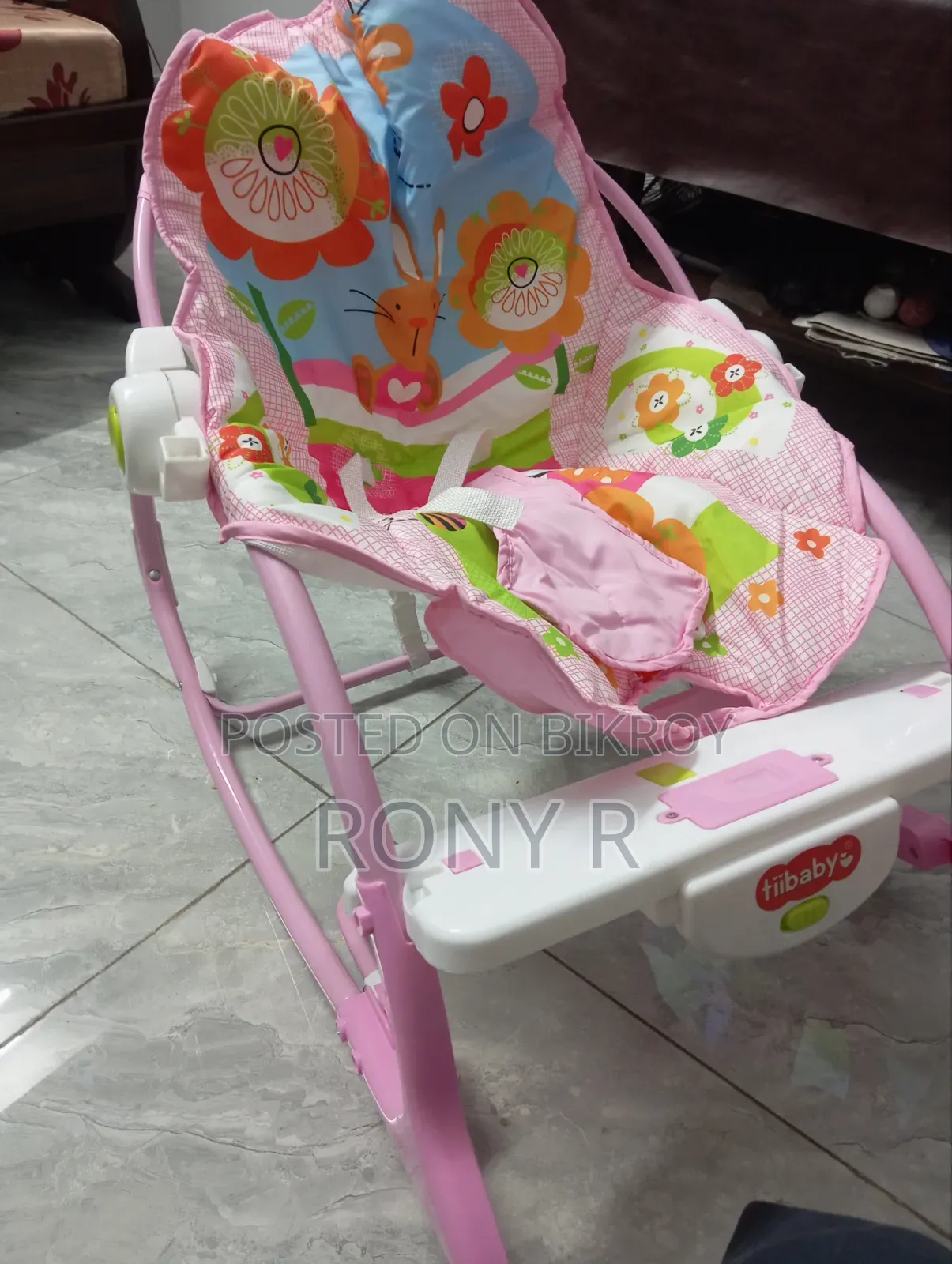 Infant-to-toddler Rocker - Weight Capacity: 18 Kg