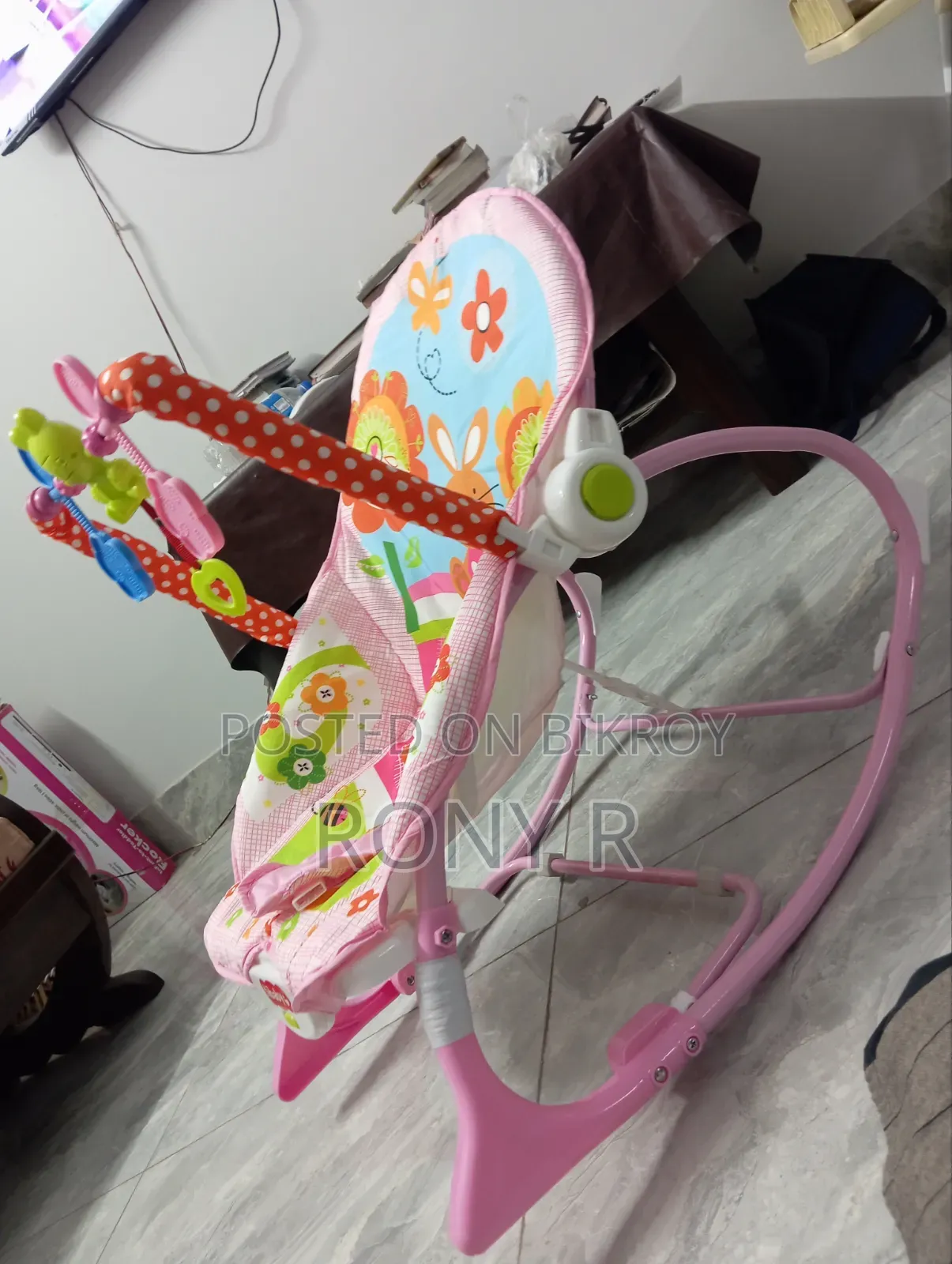 Infant-to-toddler Rocker - Weight Capacity: 18 Kg