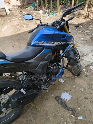 হোন্ডা হর্নেট ২০২৫ নীল