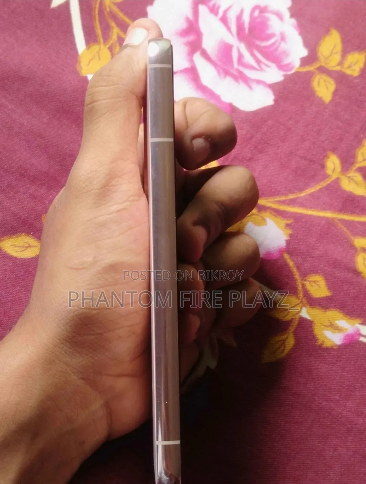 স্যামসাং গ্যালাক্সি এস২২ ৫জি ২৫৬ জিবি গোল্ড