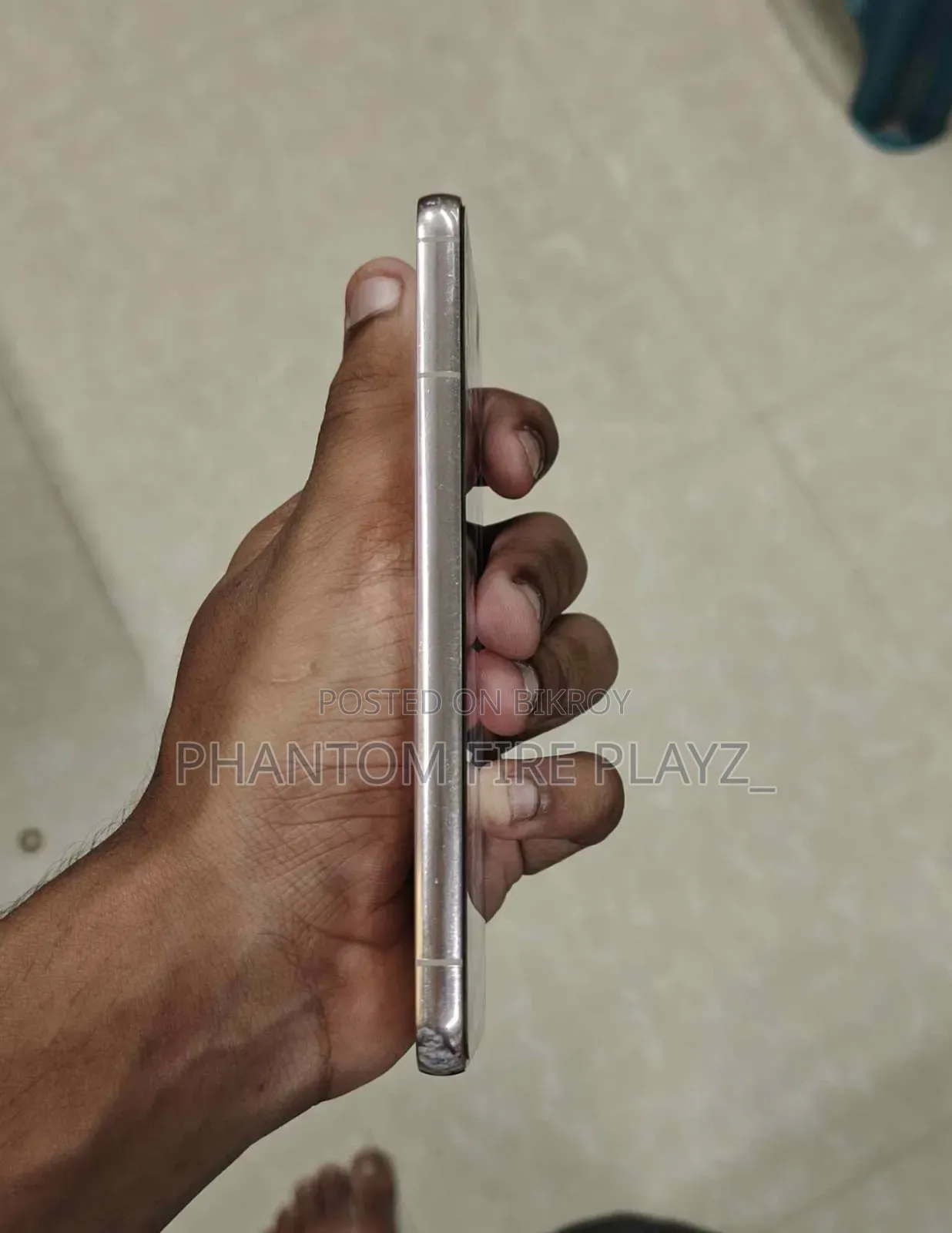 স্যামসাং গ্যালাক্সি এস২২ ৫জি ২৫৬ জিবি গোল্ড