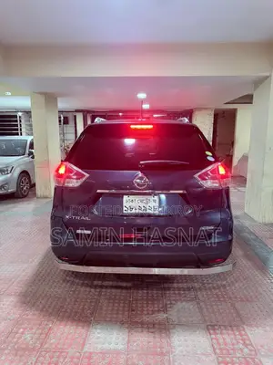 Nissan X-Trail 2.0 Hybrid FWD 2015