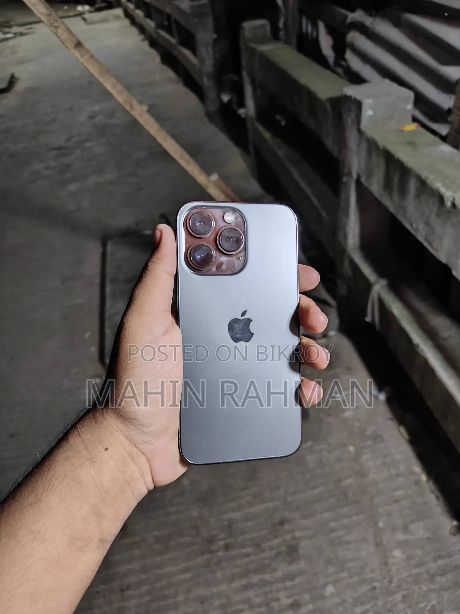 অ্যাপল আইফোন ১৩ প্রো ১২৮ জিবি ব্ল্যাক