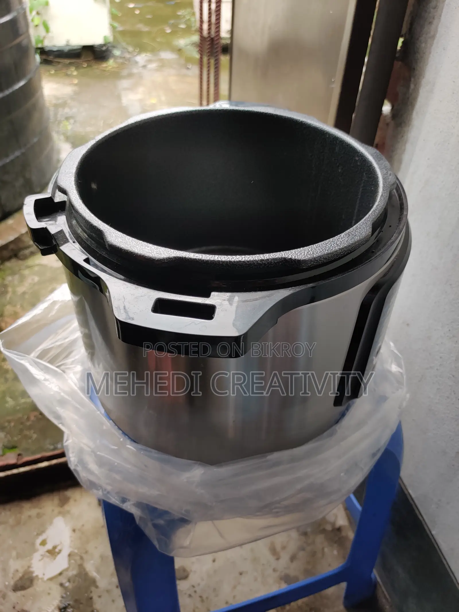 Olsenmark 6L Digital Pressure Cooker | 1000W Multi-Cooker