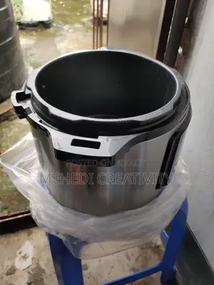 Olsenmark 6L Digital Pressure Cooker | 1000W Multi-Cooker
