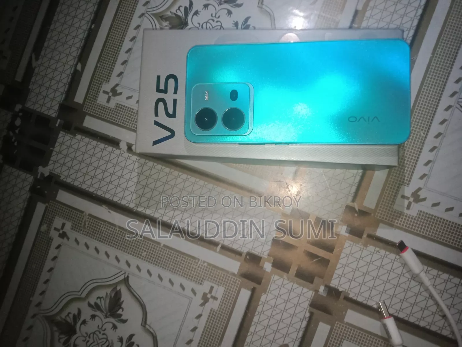 Vivo V25 128 GB