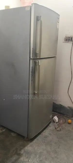 Samsung Frost Free Refrigerator (400 Liters) - Very Good Condition