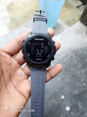 Naviforce 7104
