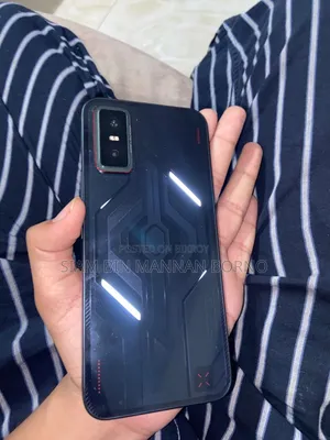 ইনফিনিক্স জিটি ৩০ ৫জি ২৫৬ জিবি সবুজ
