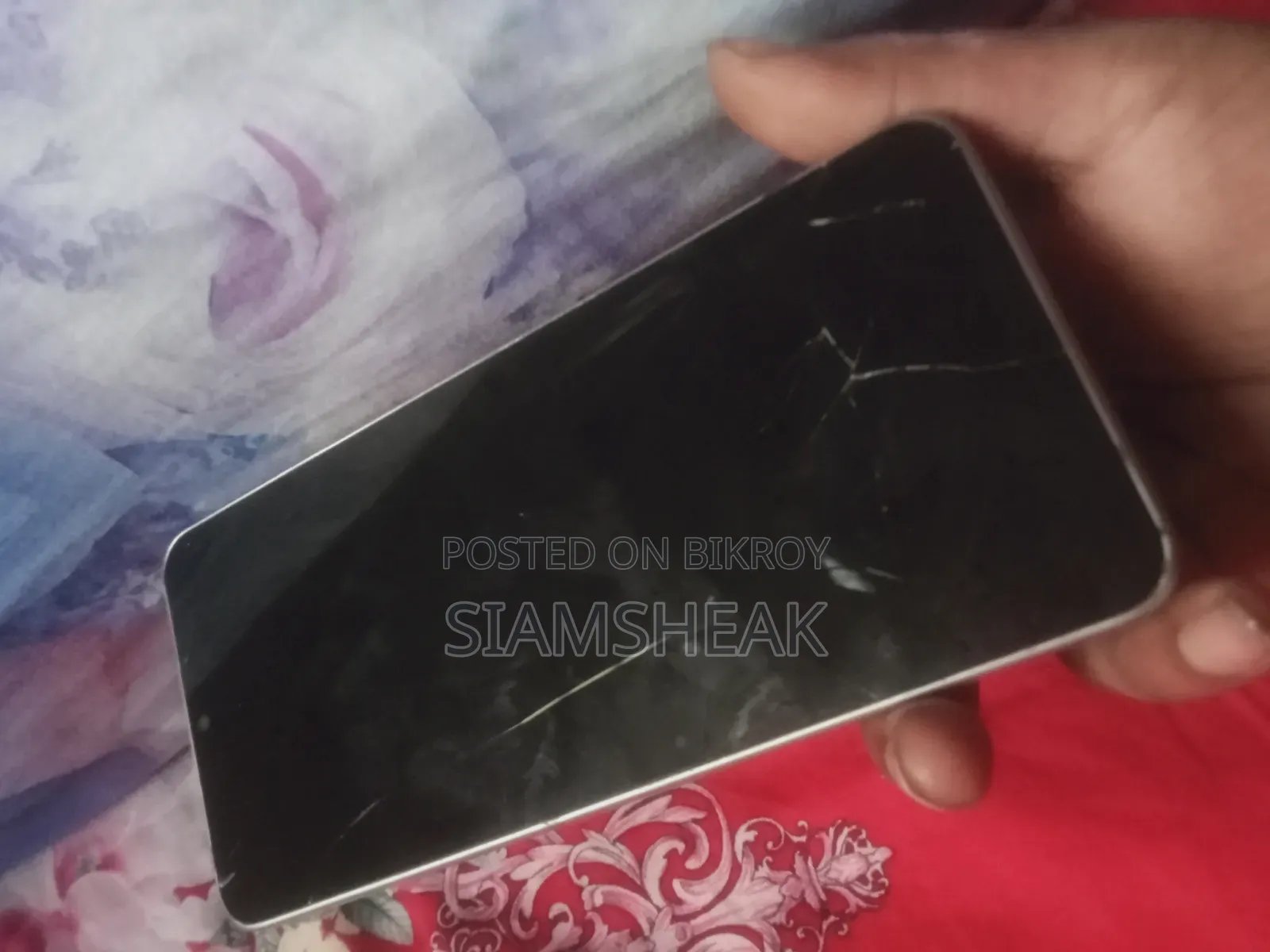 Itel City 100 128 GB Silver
