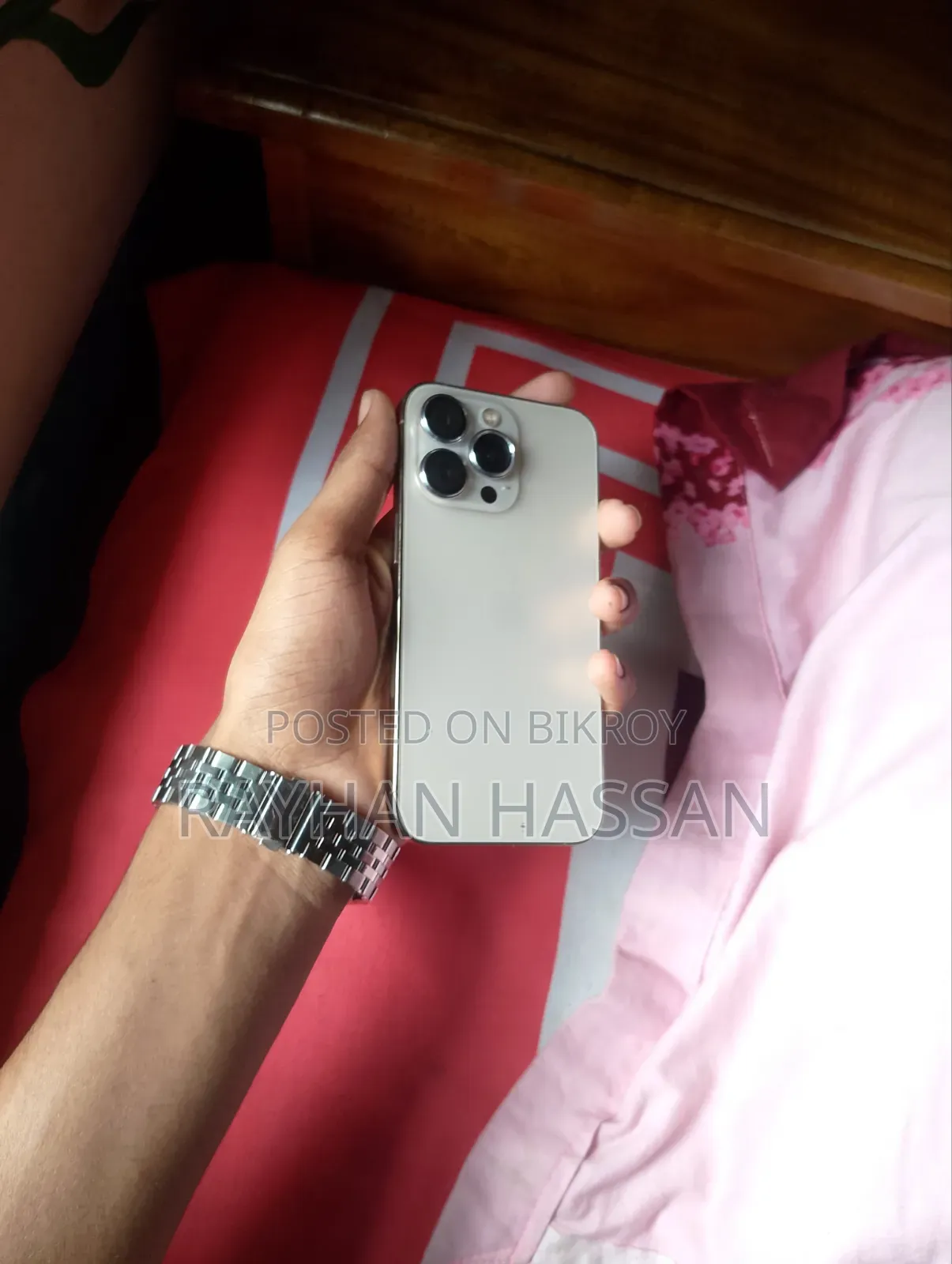 অ্যাপল আইফোন ১৩ প্রো ২৫৬ জিবি গোল্ড