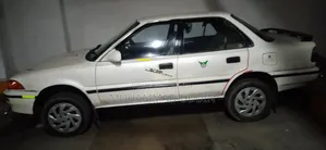 Toyota Corolla 1995 Pearl