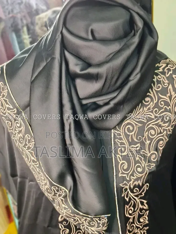 বোরকা, আবায়া, হিজাব, শ্রাগ হিজাব পিন