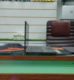 ল্যাপটপ মাইক্রোসফট সারফেস ৩ ৮জিবি ইন্টেল কোর আই৫ এসএসডি ২৫৬জিবি