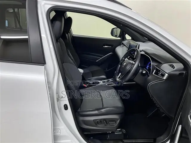 Toyota Corolla Cross 2021 Pearl