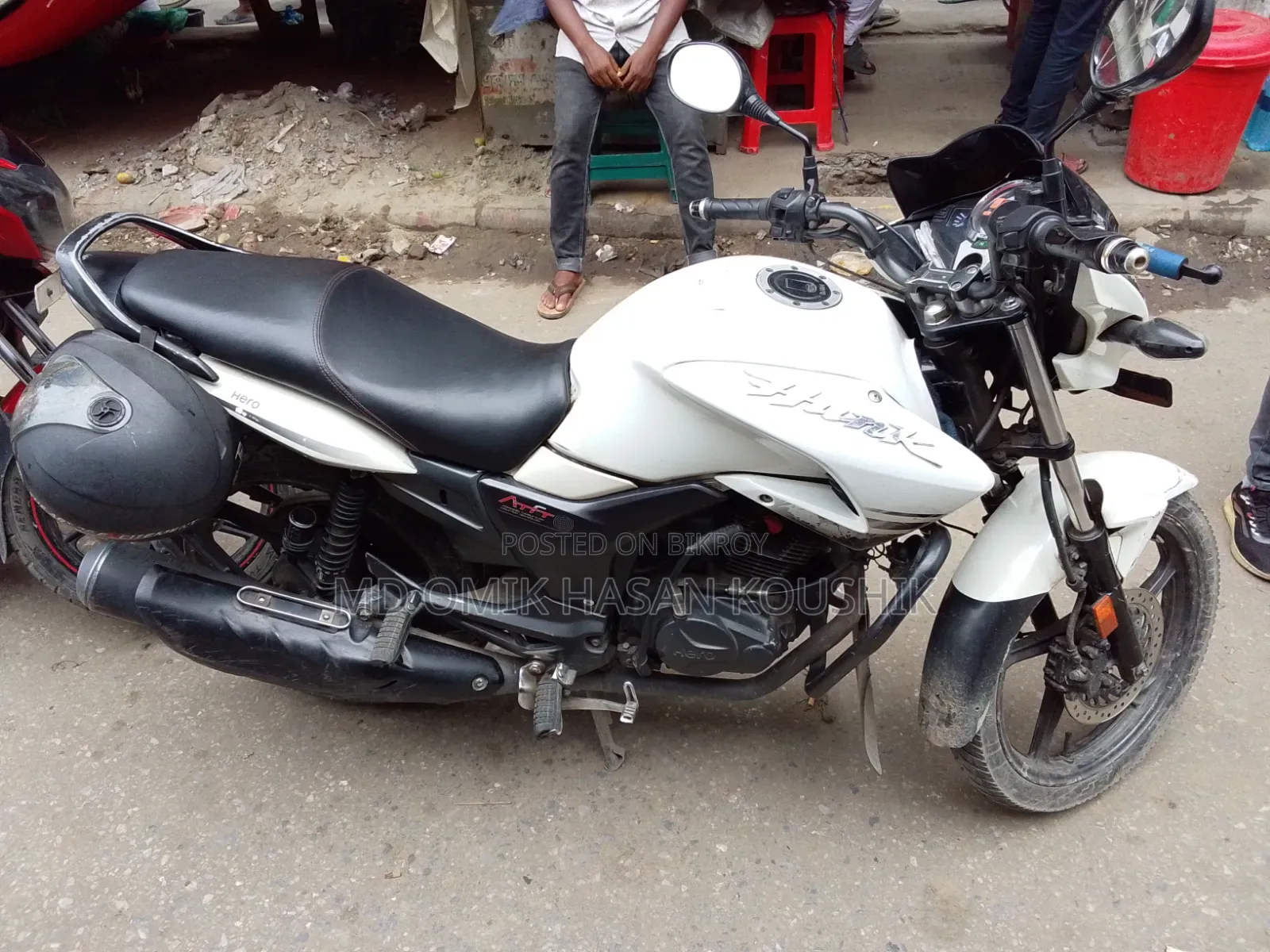 হিরো হাঙ্ক ২০১৮ হোয়াইট