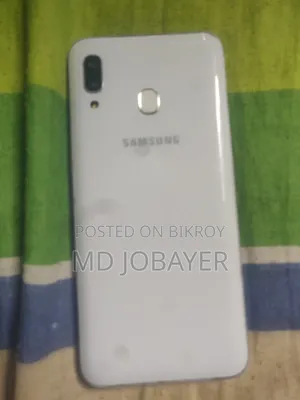 Samsung Galaxy A30 64 GB White