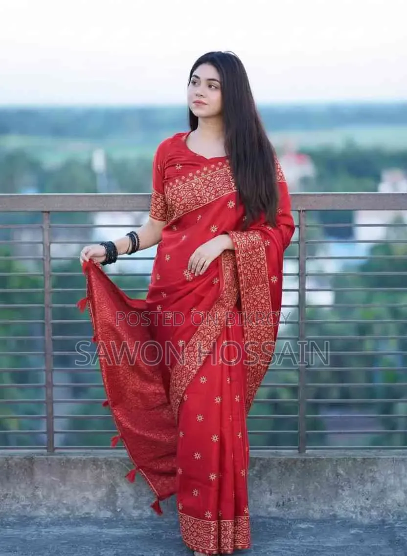 Premium Japanese Silk Saree with Matching Blouse Piece