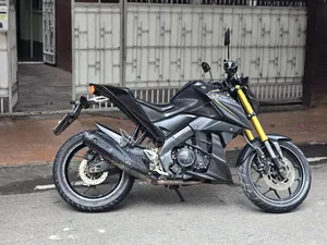 Yamaha 2016 Black