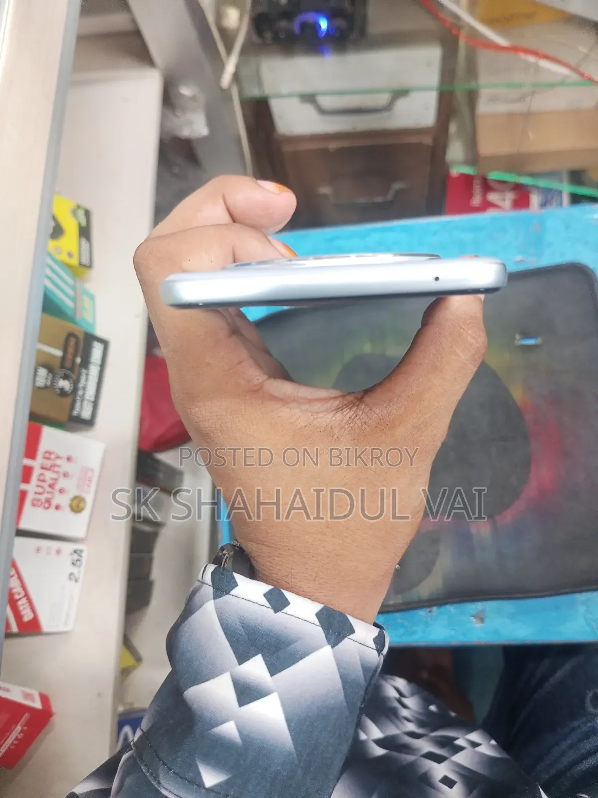 Vivo iQOO Z10 128 GB White