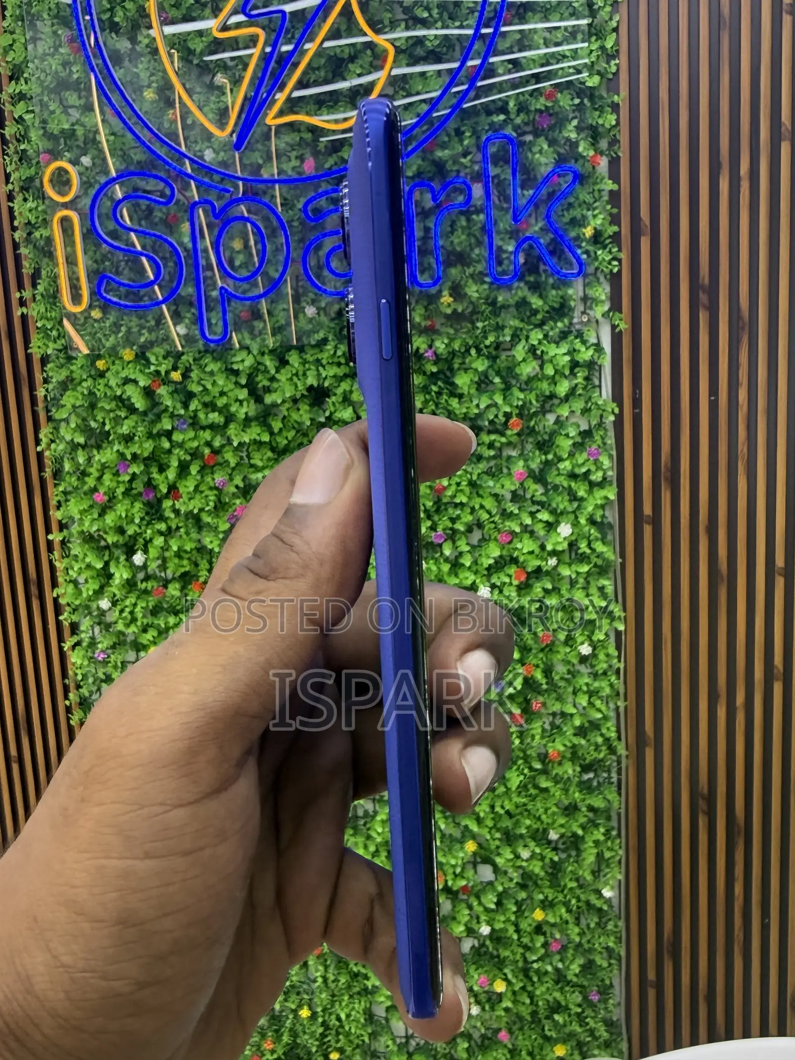 Motorola Edge 60 Pro 256 GB Blue