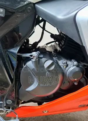 Suzuki Gixxer SF FI 2023 Orange