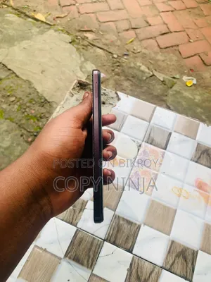 Vivo Y18 128 GB