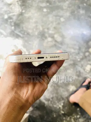 Apple iPhone 13 128 GB White